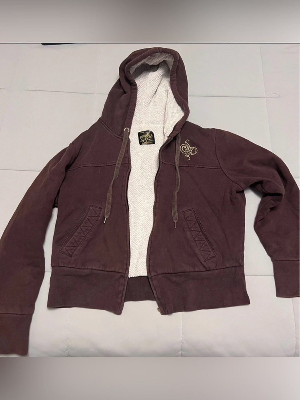 Vintage Y2K Southpole Sherpa
Lined Full Zip Hoodie Brown Gold
Size L
